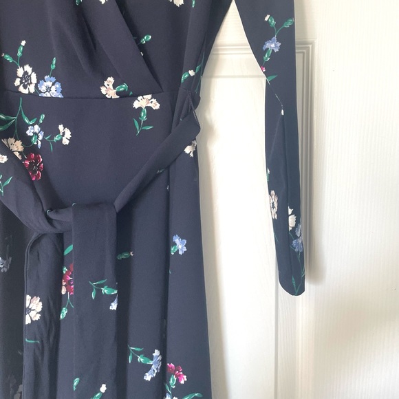 NWT ANN TAYLOR | FLORAL NAVY DRESS 3/4 SLEEVE Sz XS - Picture 5 of 6